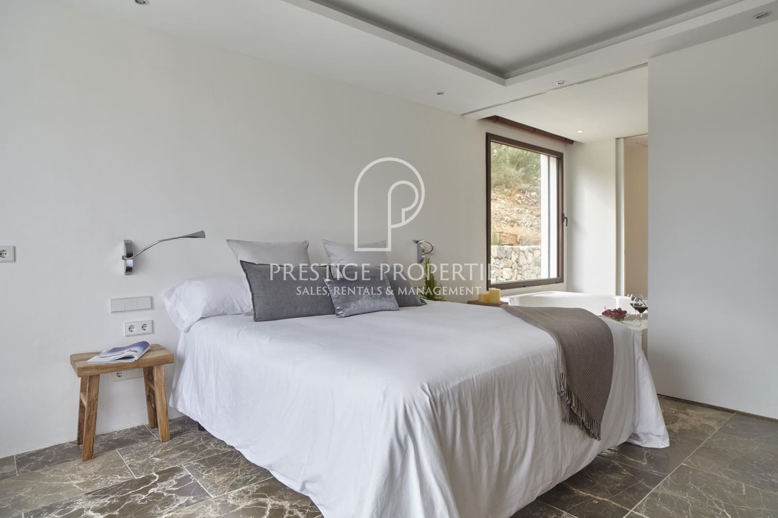 5 slaapkamer Villa te koop in San Jose / Sant Josep de Sa Talaia met zwembad garage - € 3.700.000 (Ref: 8082971)