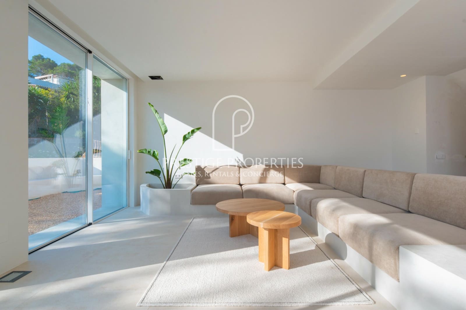 6 bedroom Villa for sale in Santa Eulalia / Santa Eularia with pool garage - € 3,400,000 (Ref: 8113280)