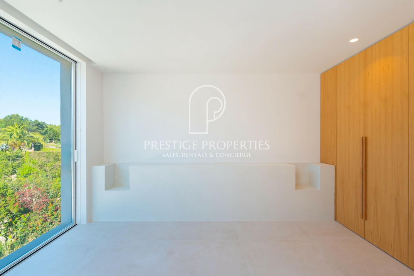 6 bedroom Villa for sale in Santa Eulalia / Santa Eularia with pool garage - € 3,400,000 (Ref: 8113280)