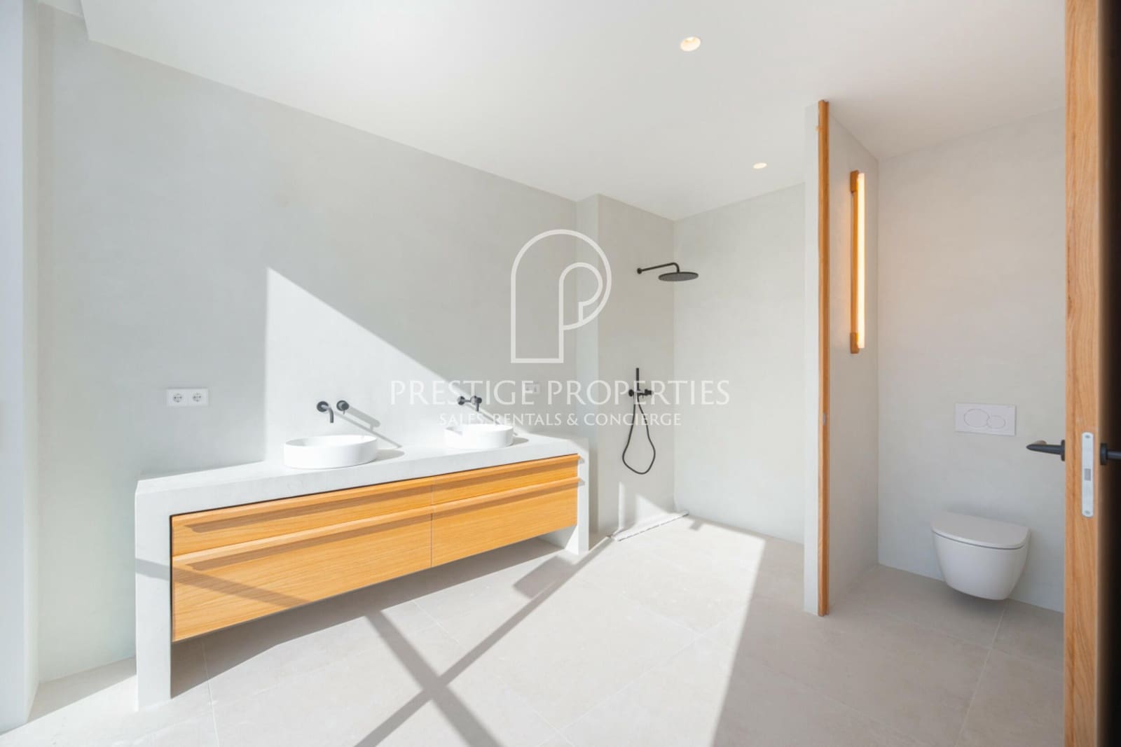 6 bedroom Villa for sale in Santa Eulalia / Santa Eularia with pool garage - € 3,400,000 (Ref: 8113280)