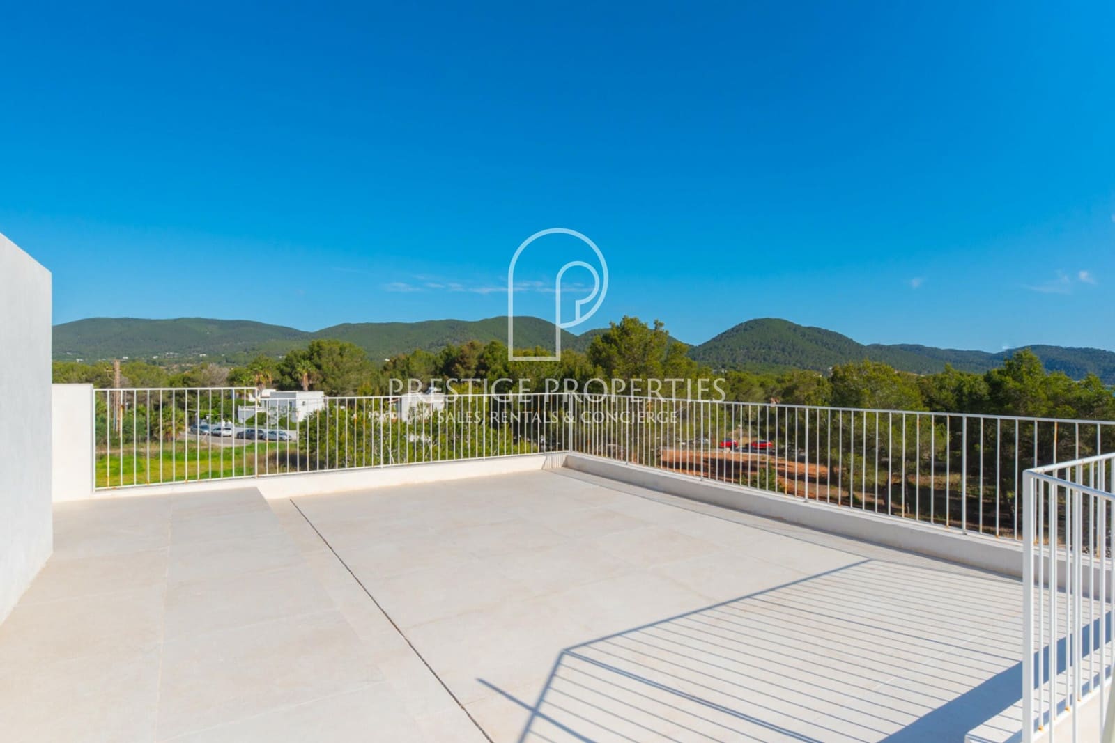 6 bedroom Villa for sale in Santa Eulalia / Santa Eularia with pool garage - € 3,400,000 (Ref: 8113280)