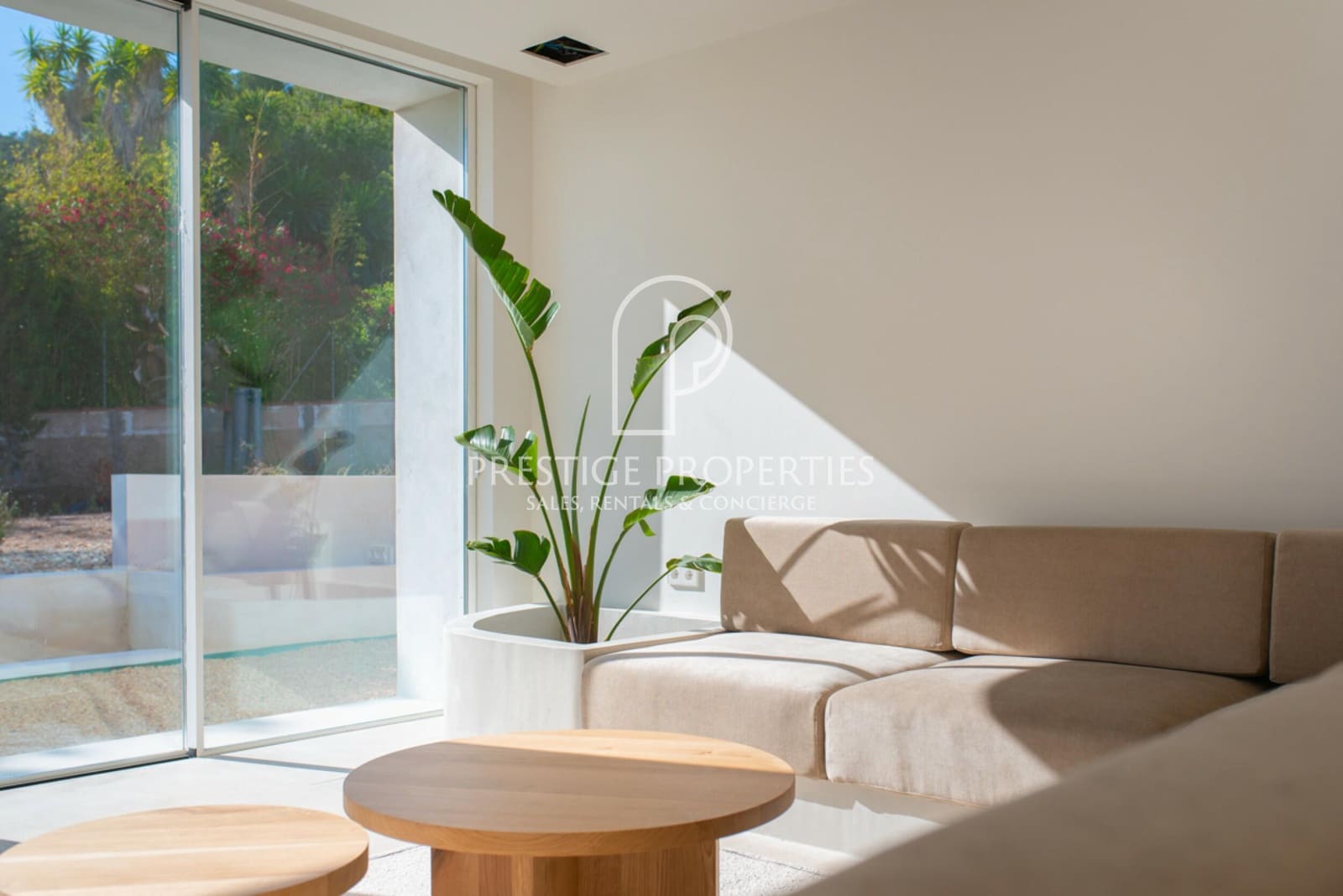 6 bedroom Villa for sale in Santa Eulalia / Santa Eularia with pool garage - € 3,400,000 (Ref: 8113280)