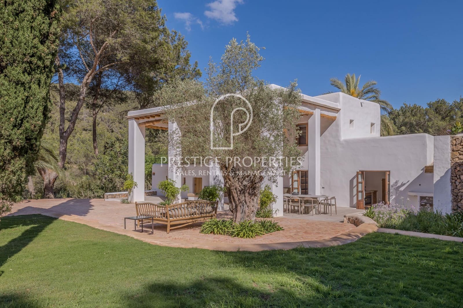 5 soveværelse Finca/Landehus til salg i San Jose / Sant Josep de Sa Talaia med swimmingpool garage - € 4.500.000 (Ref: 8115356)