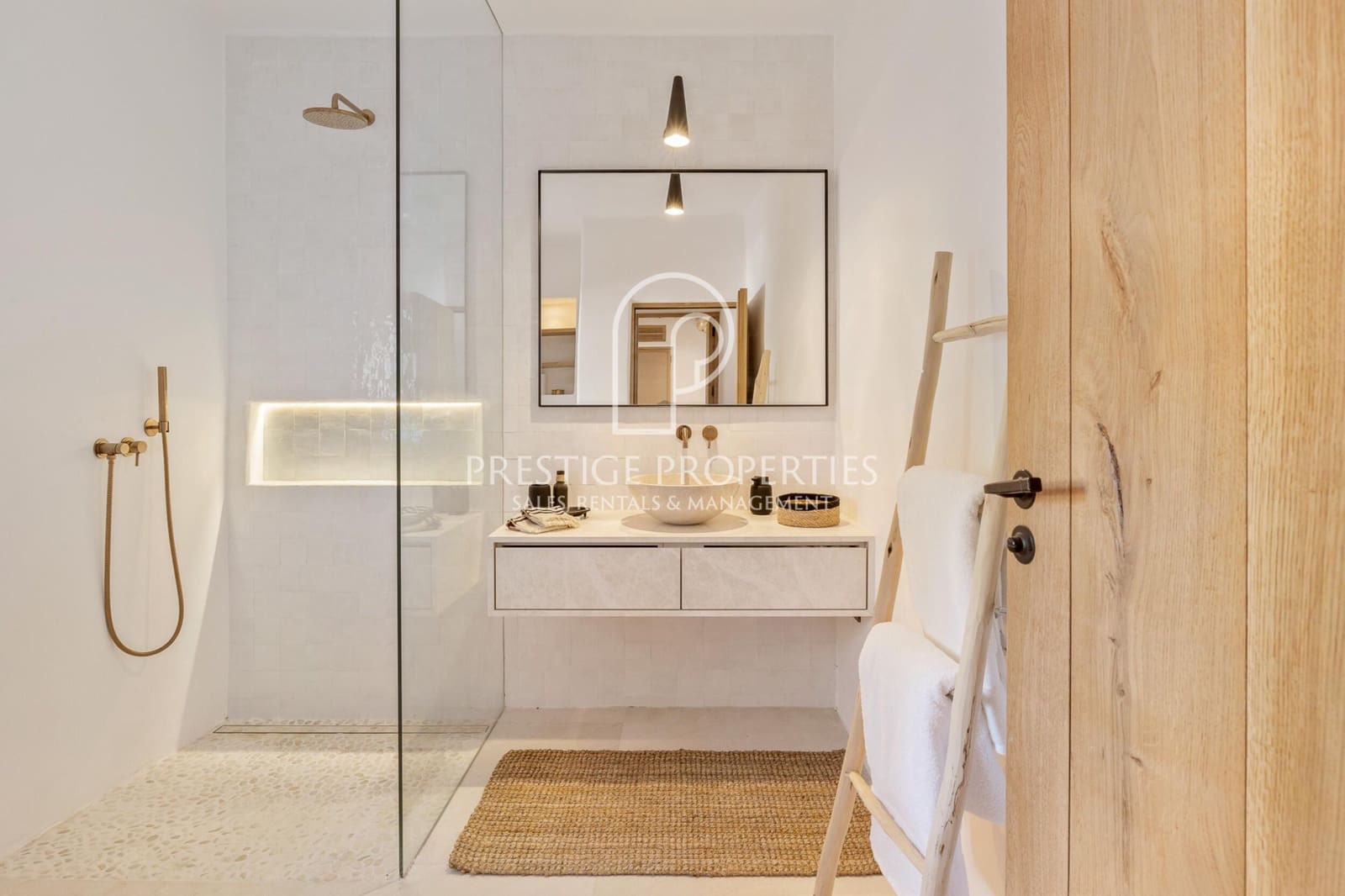 5 soveværelse Finca/Landehus til salg i San Jose / Sant Josep de Sa Talaia med swimmingpool garage - € 4.500.000 (Ref: 8115356)