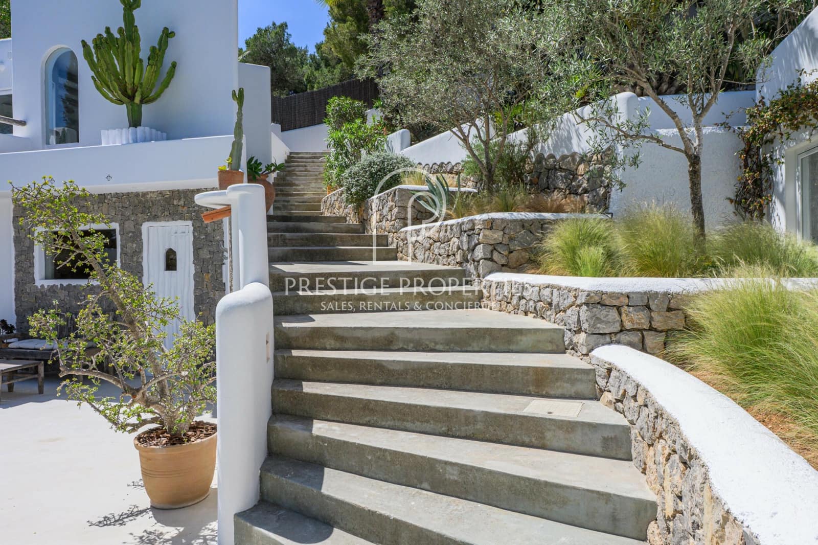 4 slaapkamer Villa te koop in San Jose / Sant Josep de Sa Talaia met zwembad garage - € 2.975.000 (Ref: 8200912)