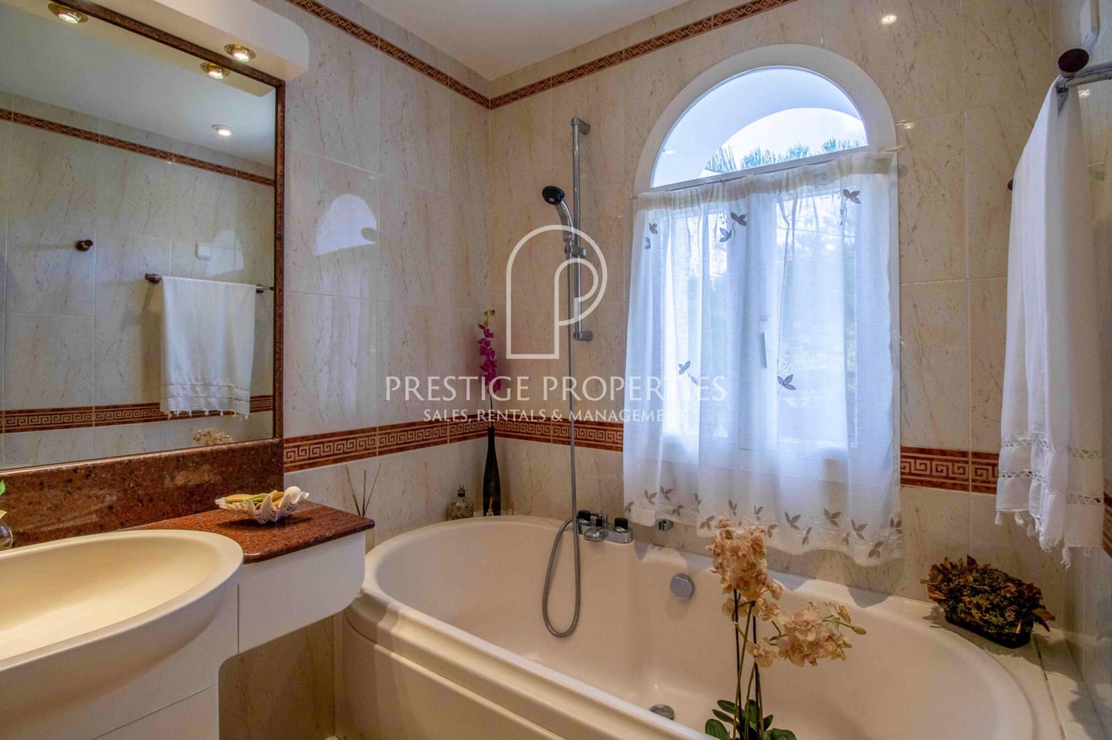 5 chambre Villa/Maison à vendre à Santa Eulalia / Santa Eularia avec piscine garage - 3 960 000 € (Ref: 8286144)