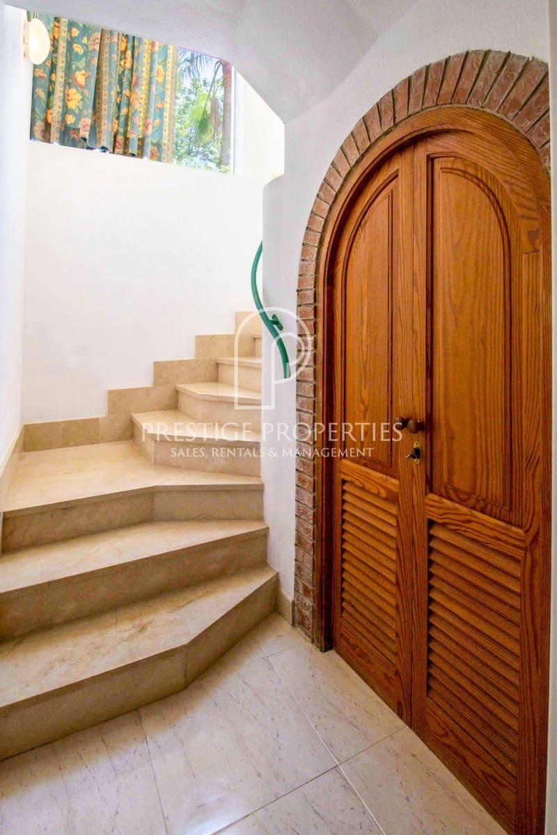 5 chambre Villa/Maison à vendre à Santa Eulalia / Santa Eularia avec piscine garage - 3 960 000 € (Ref: 8286144)