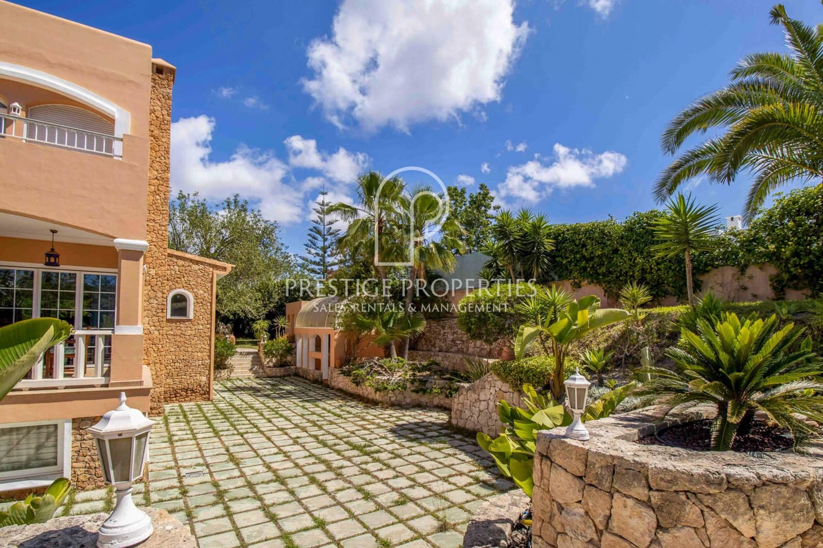 5 chambre Villa/Maison à vendre à Santa Eulalia / Santa Eularia avec piscine garage - 3 960 000 € (Ref: 8286144)