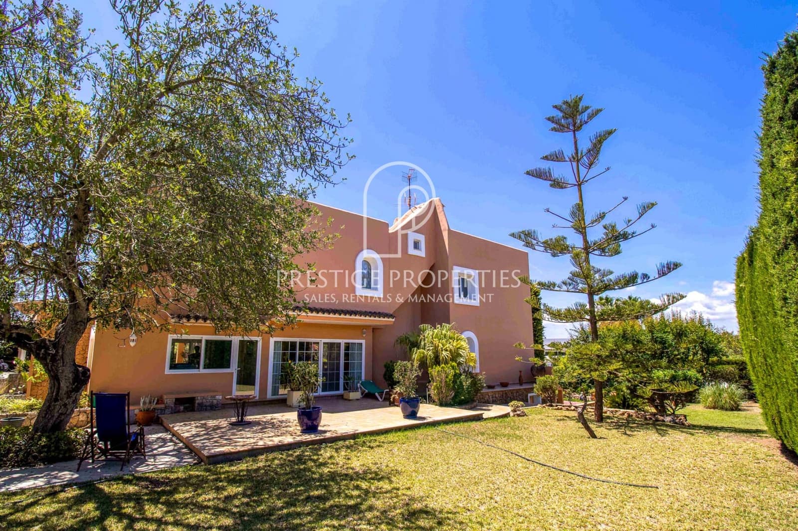 5 chambre Villa/Maison à vendre à Santa Eulalia / Santa Eularia avec piscine garage - 3 960 000 € (Ref: 8286144)