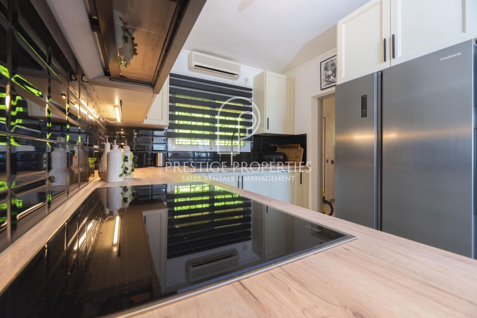 3 makuuhuone Huvila myytävänä paikassa Santa Eulalia / Santa Eularia mukana uima-altaan - 3 950 000 € (Ref: 8321625)