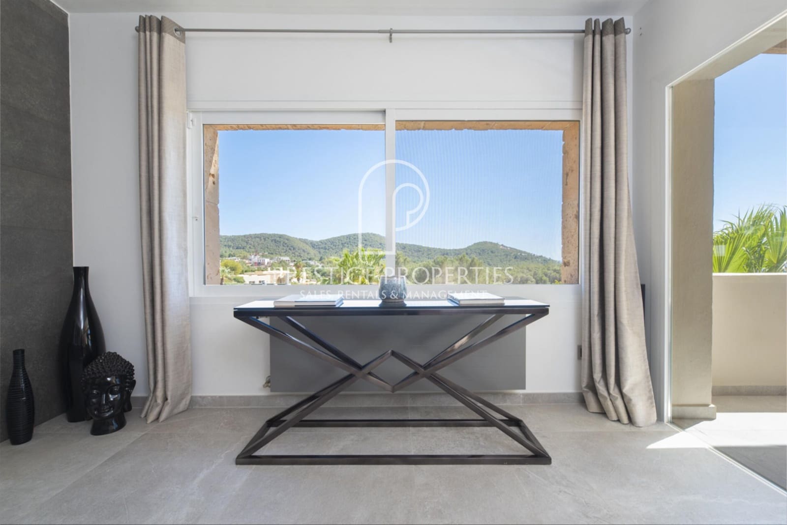 3 makuuhuone Huvila myytävänä paikassa Santa Eulalia / Santa Eularia mukana uima-altaan - 3 950 000 € (Ref: 8321625)