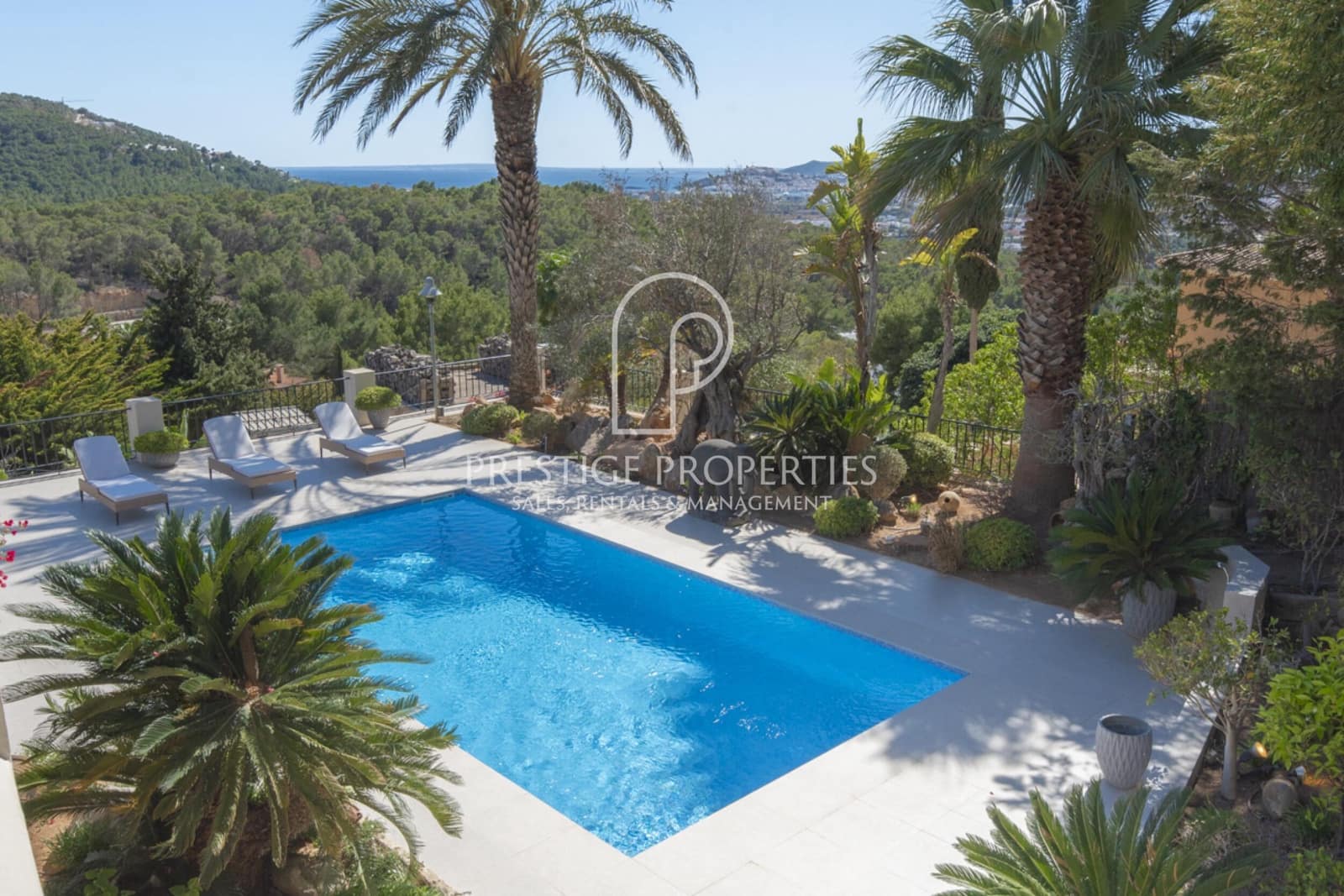 3 makuuhuone Huvila myytävänä paikassa Santa Eulalia / Santa Eularia mukana uima-altaan - 3 950 000 € (Ref: 8321625)