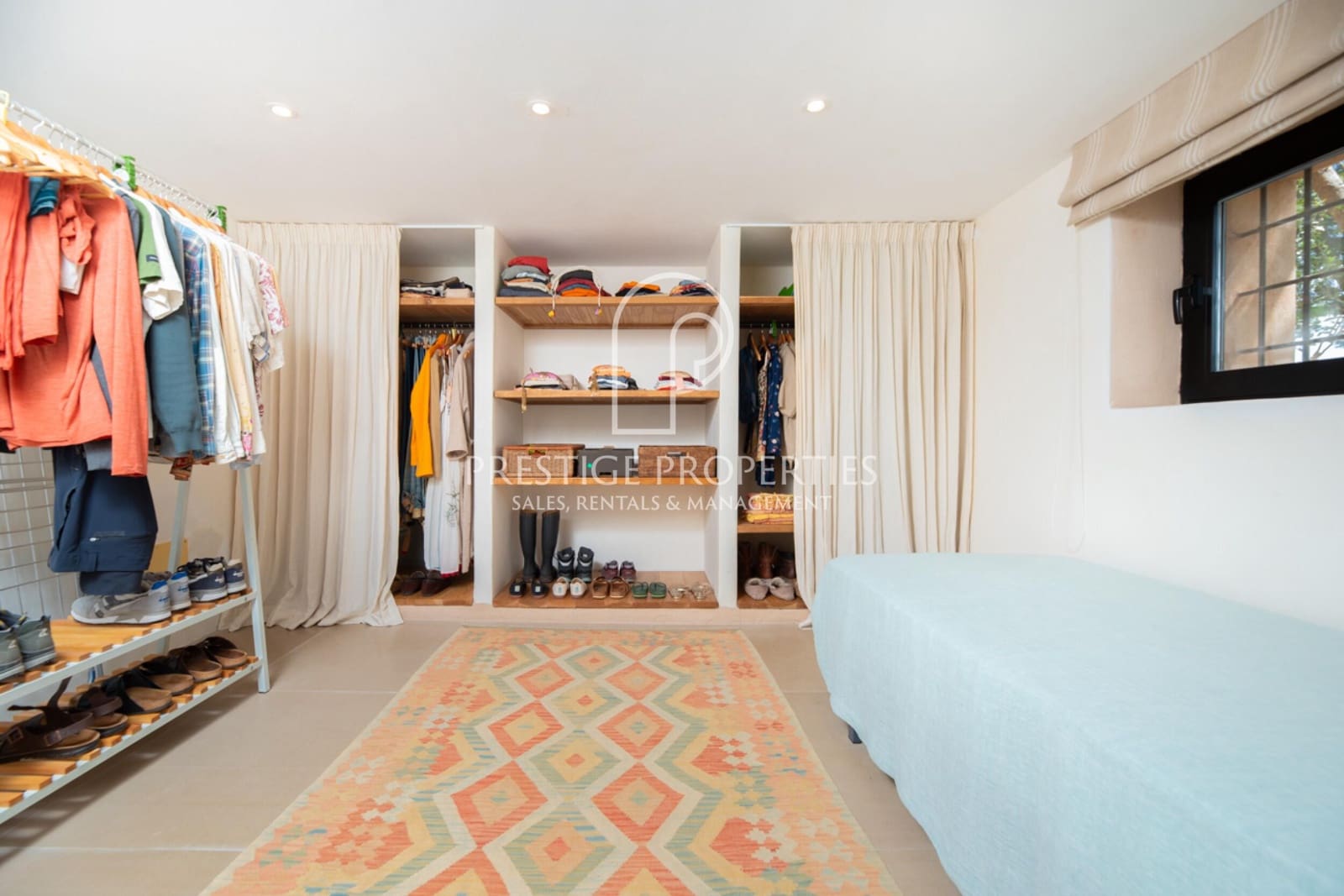 5 soveværelse Finca/Landehus til salg i Sant Antoni de Portmany med swimmingpool garage - € 4.940.000 (Ref: 8390093)