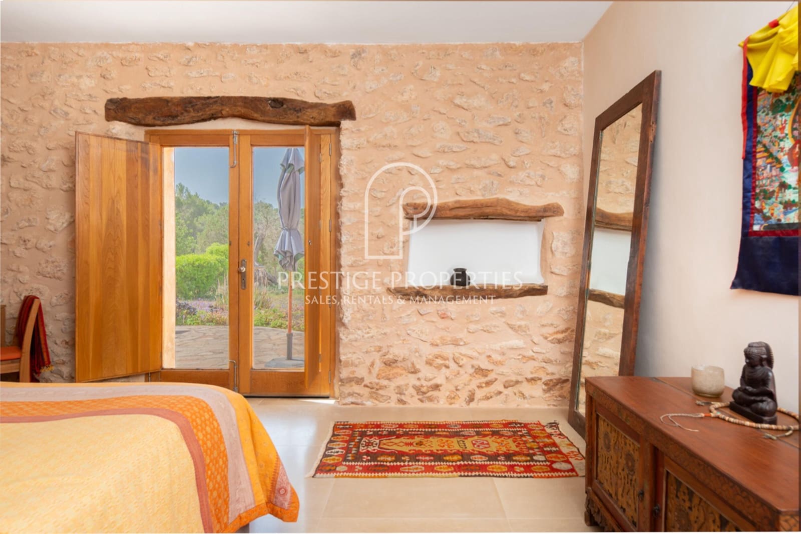 5 soveværelse Finca/Landehus til salg i Sant Antoni de Portmany med swimmingpool garage - € 4.940.000 (Ref: 8390093)