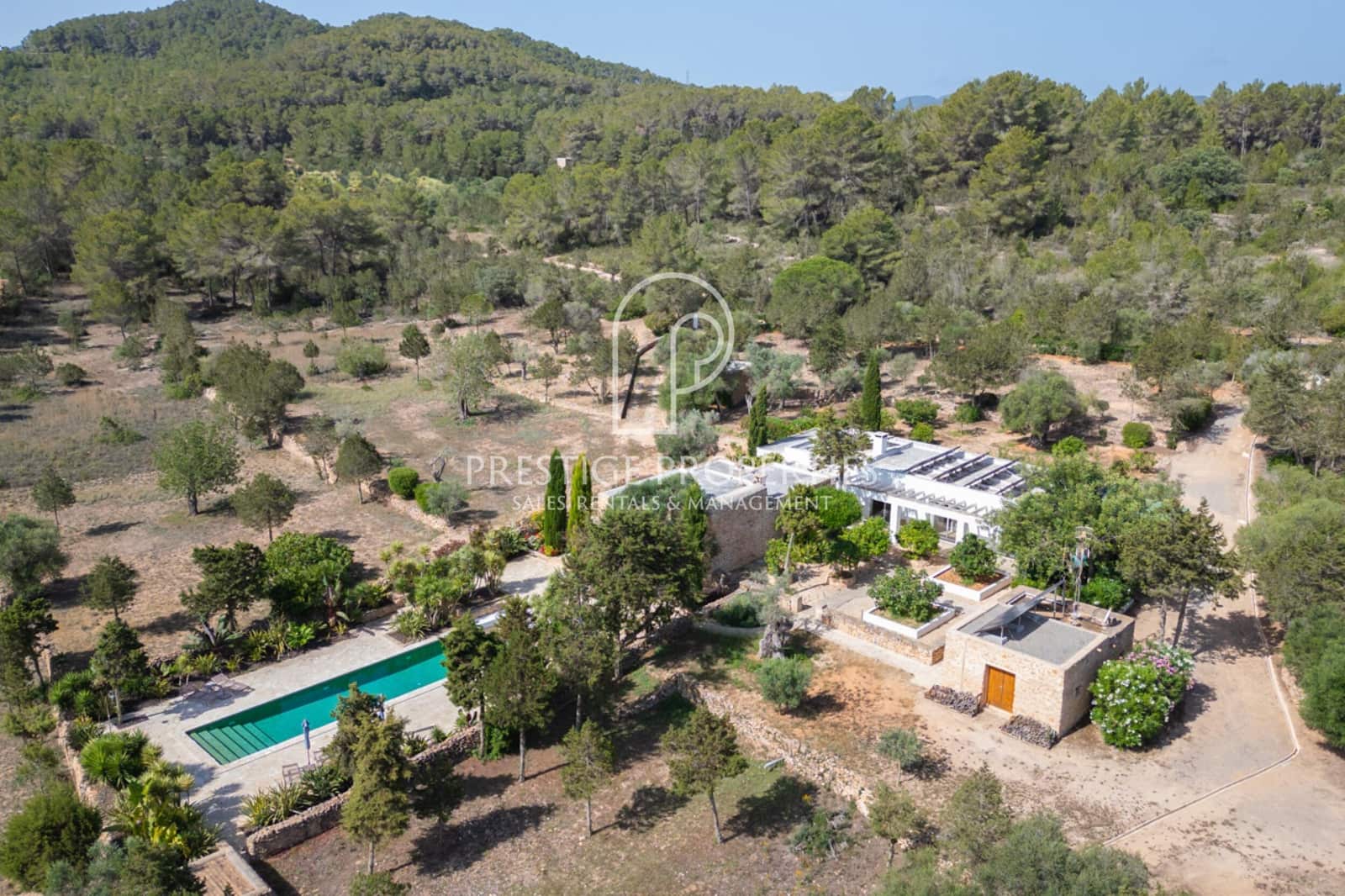 5 soveværelse Finca/Landehus til salg i Sant Antoni de Portmany med swimmingpool garage - € 4.940.000 (Ref: 8390093)