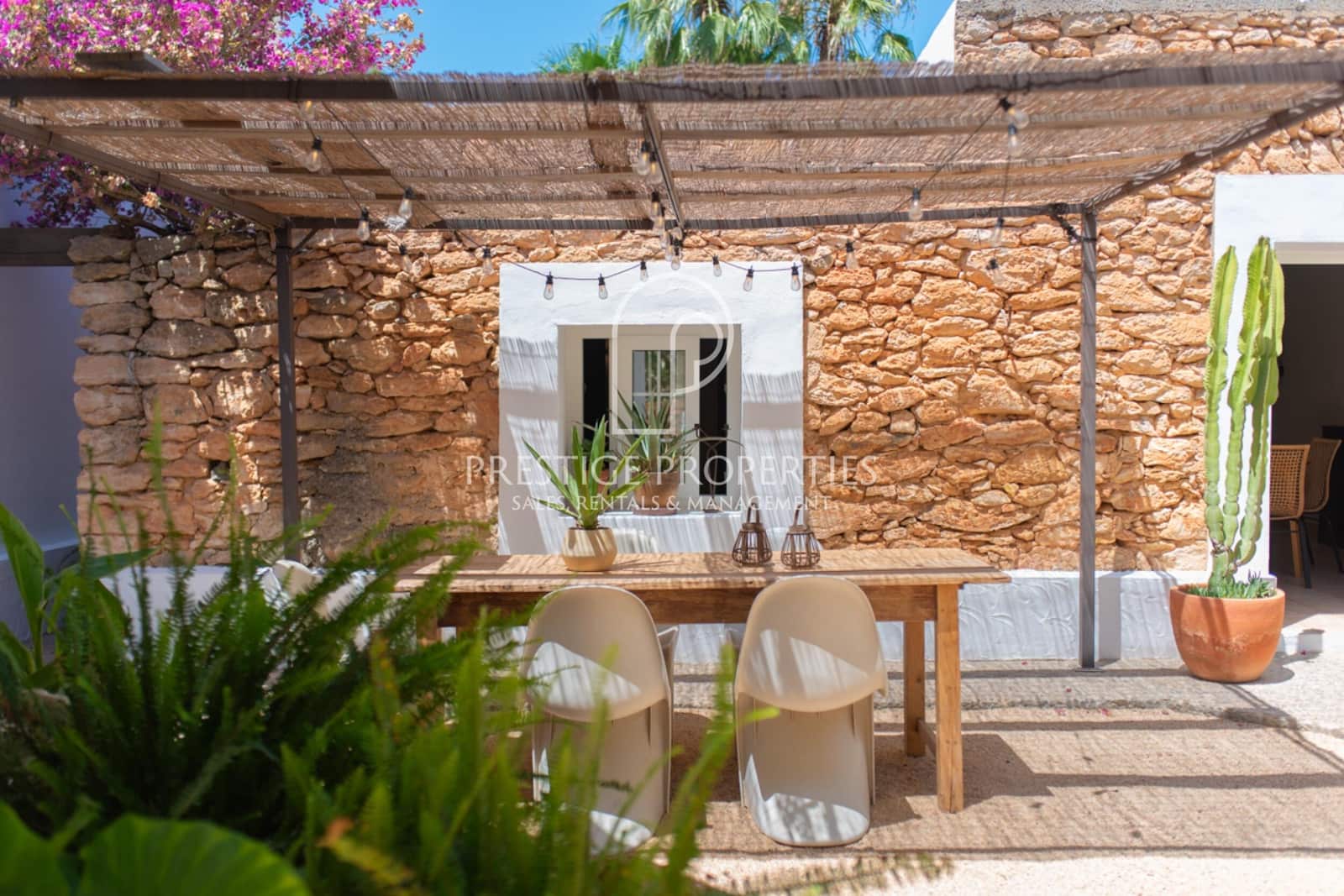 7 soveværelse Finca/Landehus til salg i Santa Eulalia / Santa Eularia med swimmingpool - € 5.750.000 (Ref: 8447575)