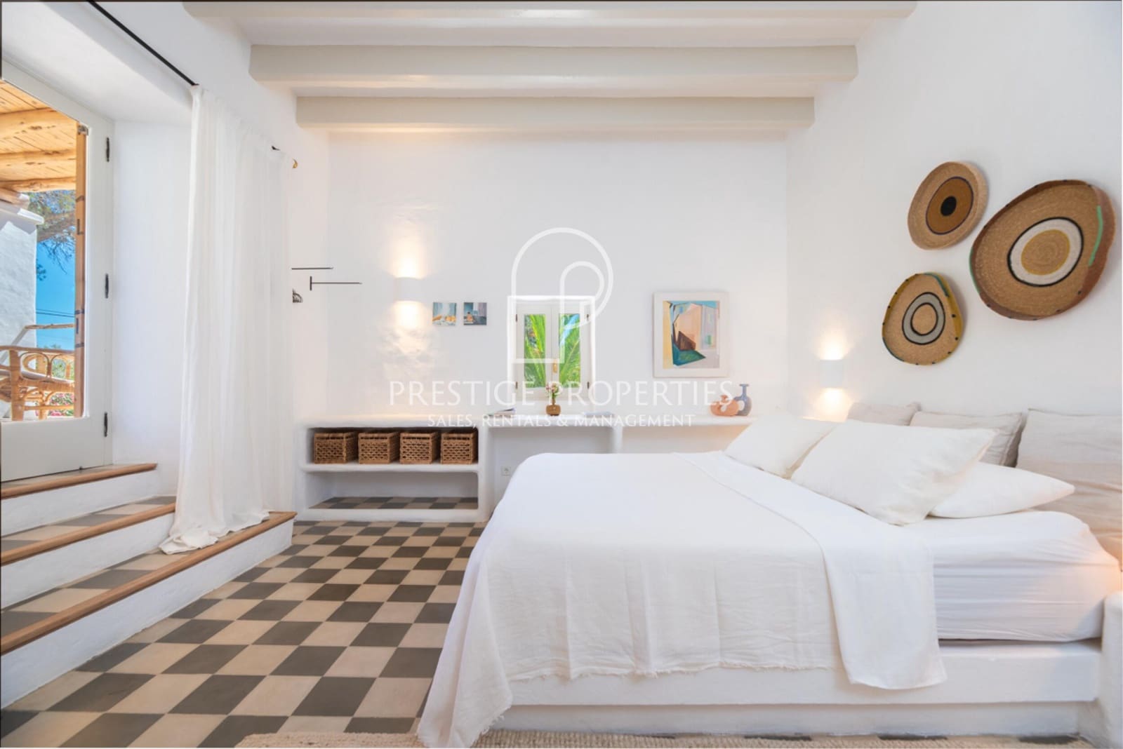 8 soveværelse Finca/Landehus til salg i Santa Eulalia / Santa Eularia med swimmingpool garage - € 6.900.000 (Ref: 8447576)