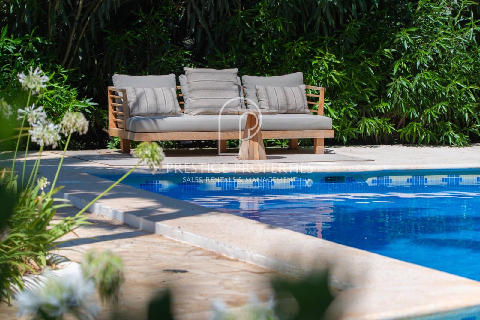 8 soveværelse Finca/Landehus til salg i Santa Eulalia / Santa Eularia med swimmingpool garage - € 6.900.000 (Ref: 8447576)