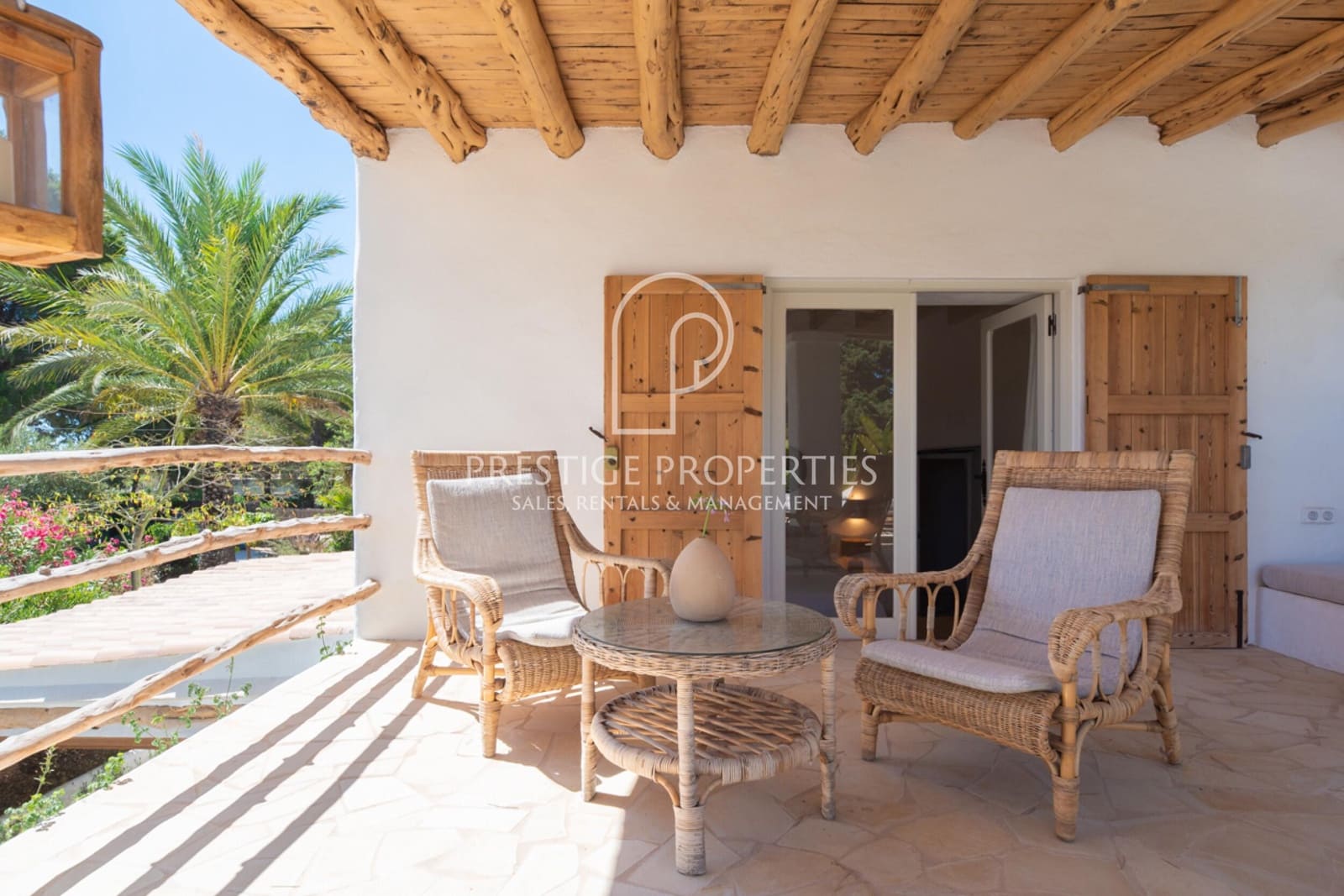 8 soveværelse Finca/Landehus til salg i Santa Eulalia / Santa Eularia med swimmingpool garage - € 6.900.000 (Ref: 8447576)