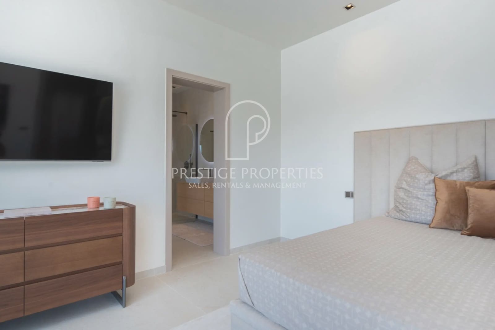 7 slaapkamer Villa te koop in Santa Eulalia / Santa Eularia met zwembad - € 7.900.000 (Ref: 8494548)