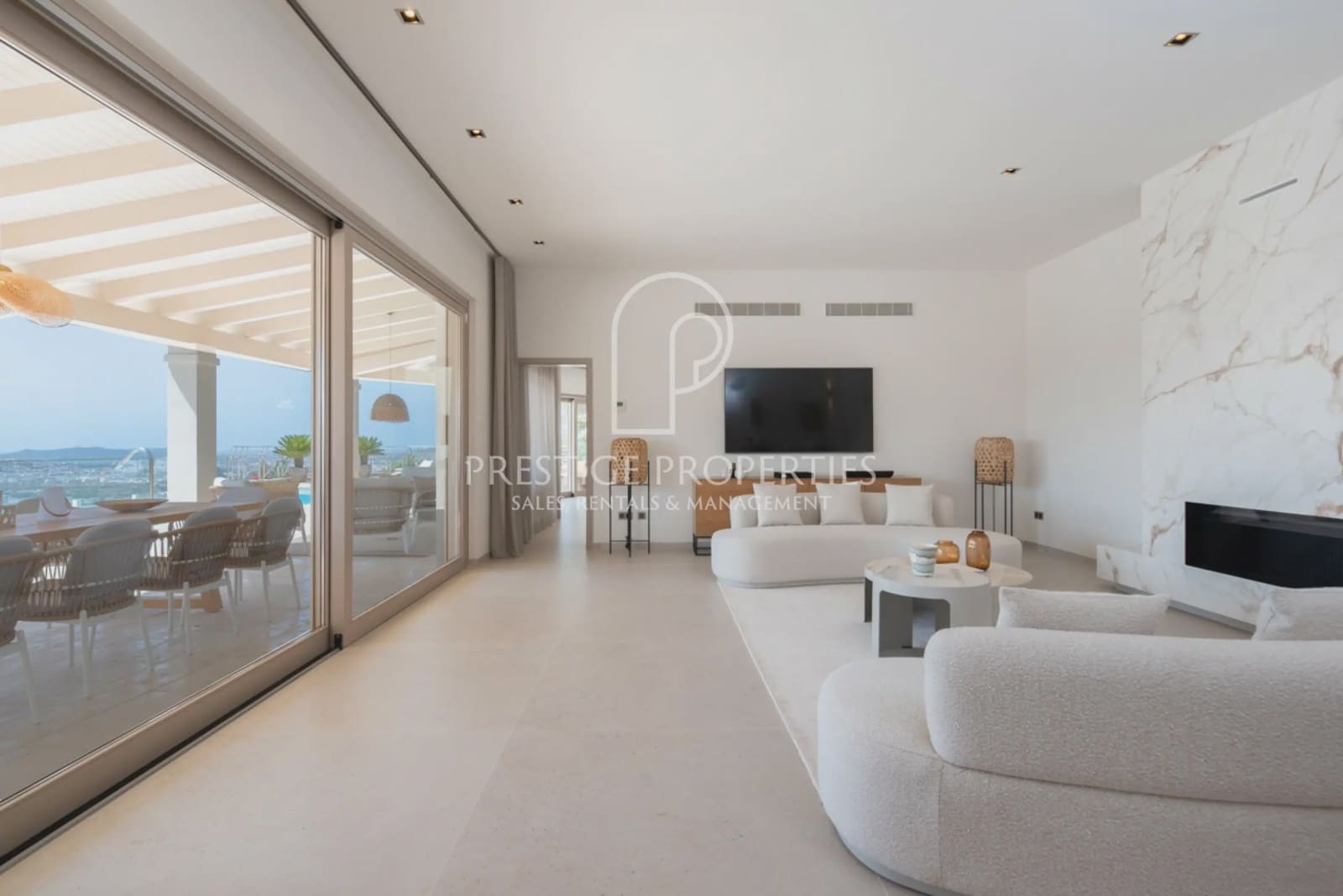 7 slaapkamer Villa te koop in Santa Eulalia / Santa Eularia met zwembad - € 7.900.000 (Ref: 8494548)