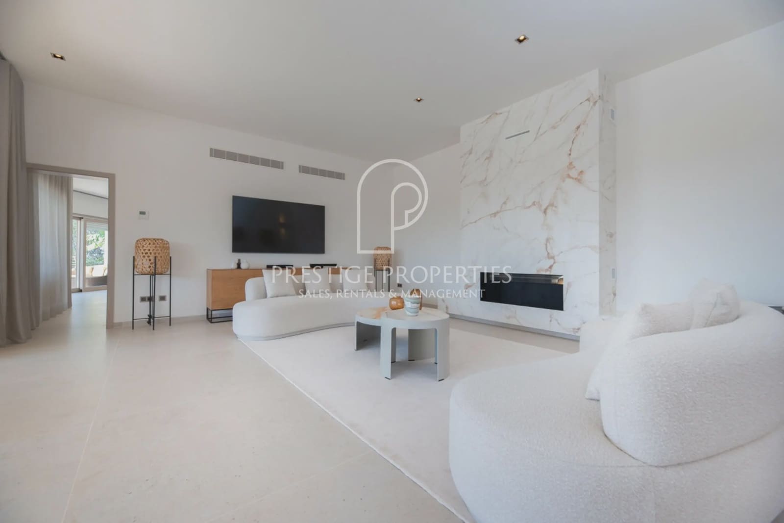 7 slaapkamer Villa te koop in Santa Eulalia / Santa Eularia met zwembad - € 7.900.000 (Ref: 8494548)
