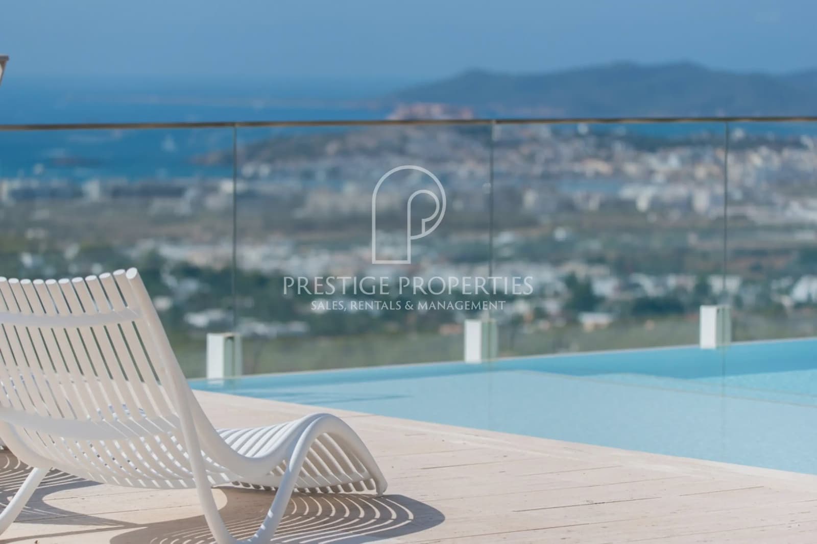 7 slaapkamer Villa te koop in Santa Eulalia / Santa Eularia met zwembad - € 7.900.000 (Ref: 8494548)