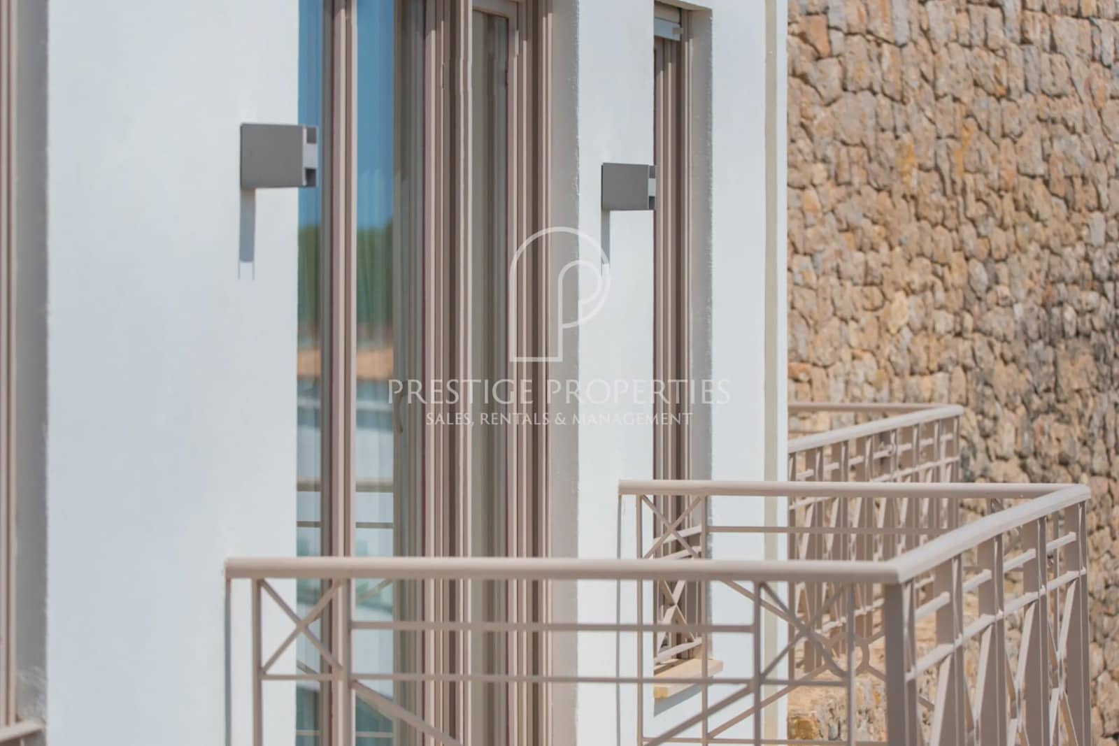 7 slaapkamer Villa te koop in Santa Eulalia / Santa Eularia met zwembad - € 7.900.000 (Ref: 8494548)