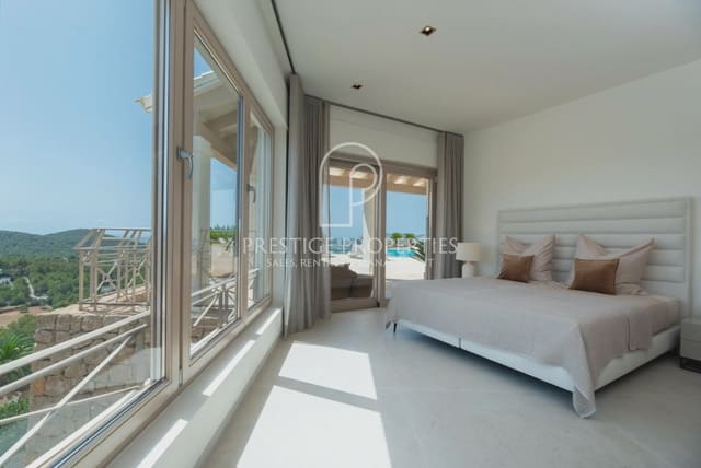 7 slaapkamer Villa te koop in Santa Eulalia / Santa Eularia met zwembad - € 7.900.000 (Ref: 8494548)