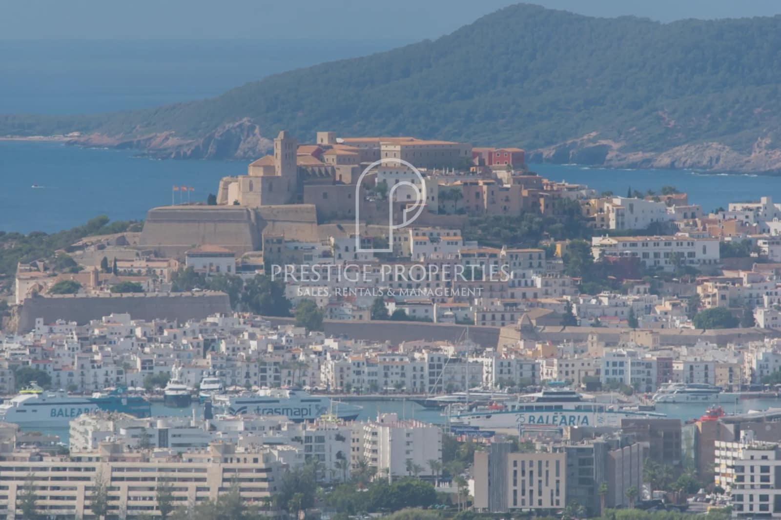 7 slaapkamer Villa te koop in Santa Eulalia / Santa Eularia met zwembad - € 7.900.000 (Ref: 8494548)