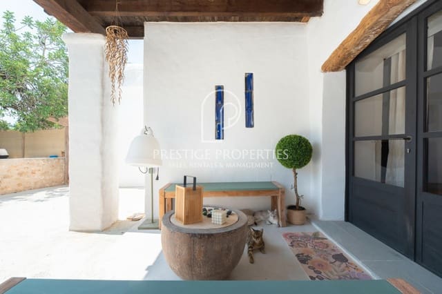 5 bedroom Finca/Country House for sale in Sant Antoni de Portmany with pool - € 2,950,000 (Ref: 8501280)