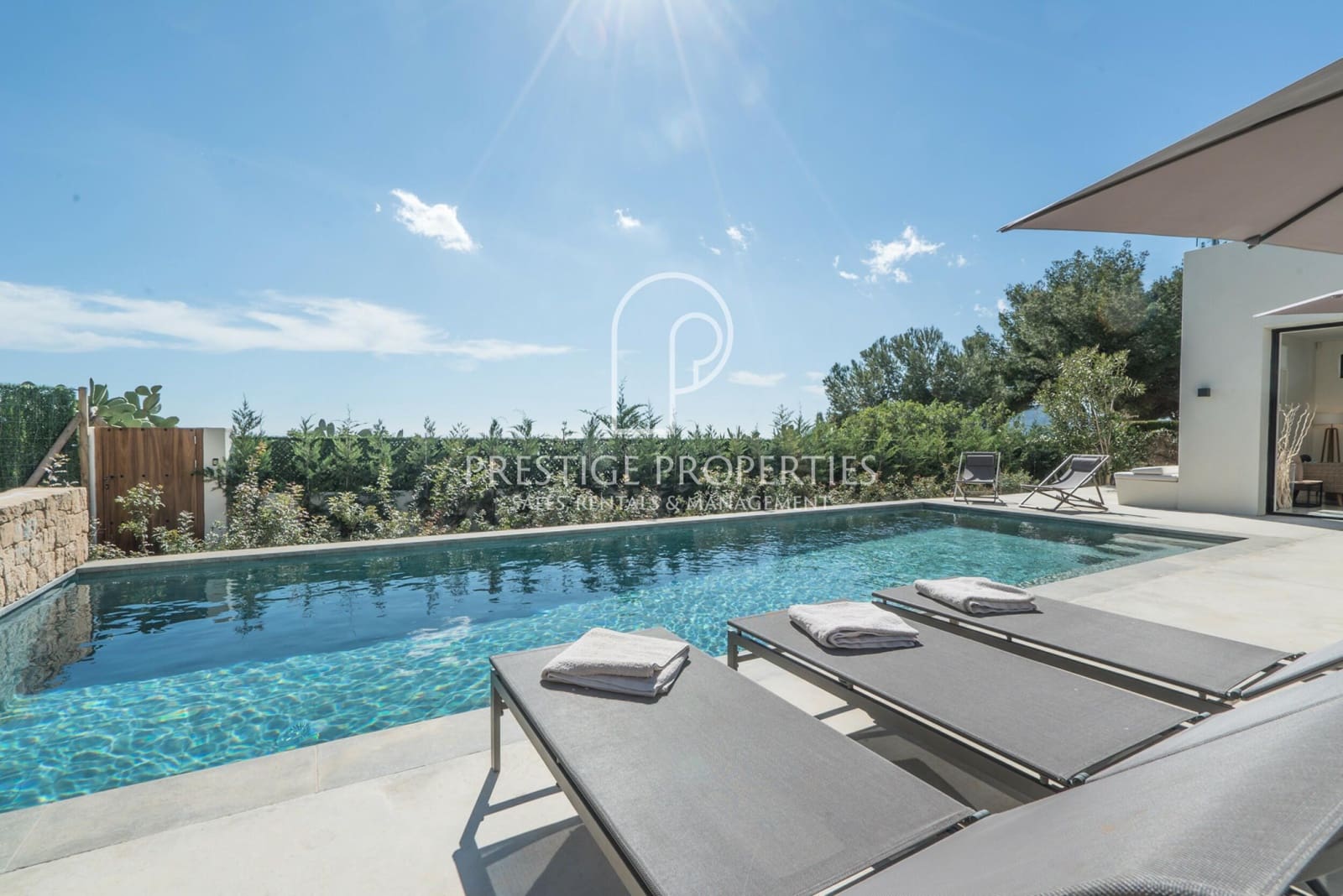 9 bedroom Villa for sale in Santa Eulalia / Santa Eularia with pool garage - € 10,400,000 (Ref: 8526141)