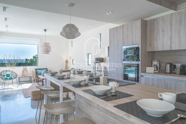 9 bedroom Villa for sale in Santa Eulalia / Santa Eularia with pool garage - € 10,400,000 (Ref: 8526141)