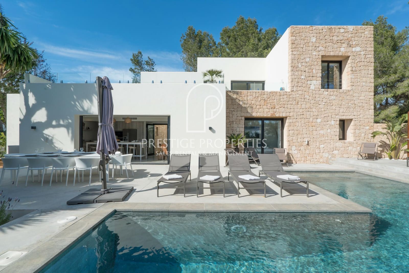 9 bedroom Villa for sale in Santa Eulalia / Santa Eularia with pool garage - € 10,400,000 (Ref: 8526141)