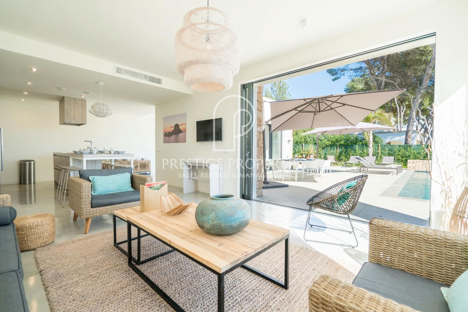 9 bedroom Villa for sale in Santa Eulalia / Santa Eularia with pool garage - € 10,400,000 (Ref: 8526141)