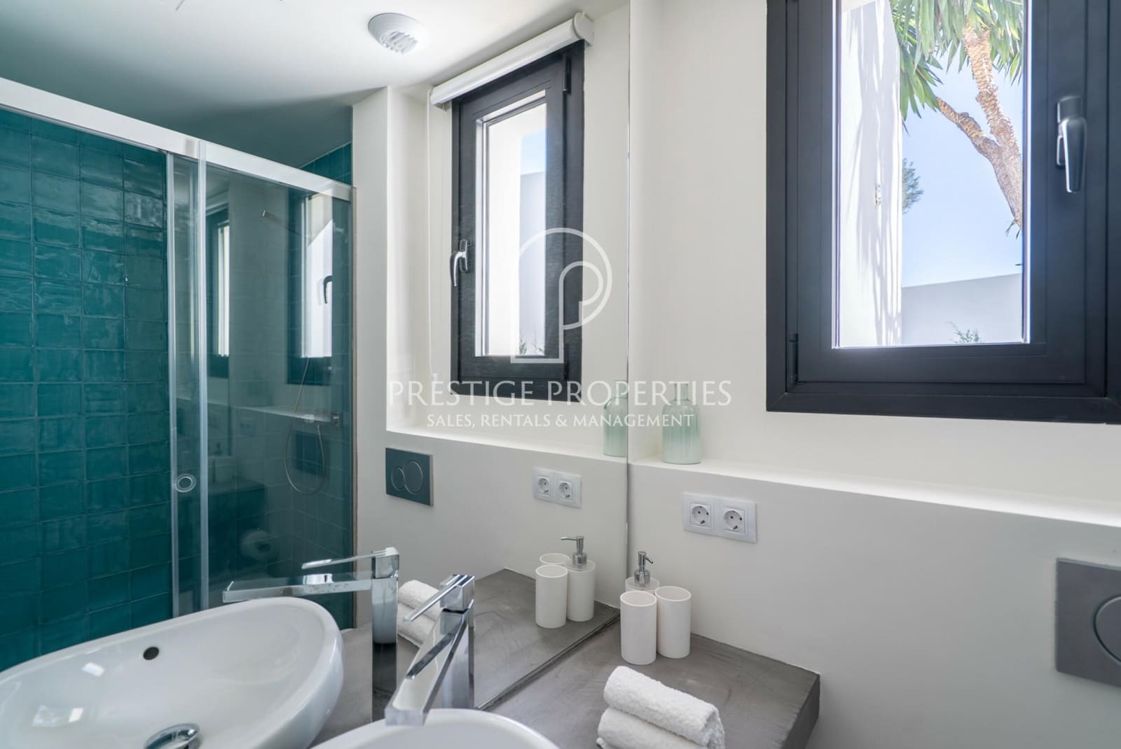 9 bedroom Villa for sale in Santa Eulalia / Santa Eularia with pool garage - € 10,400,000 (Ref: 8526141)