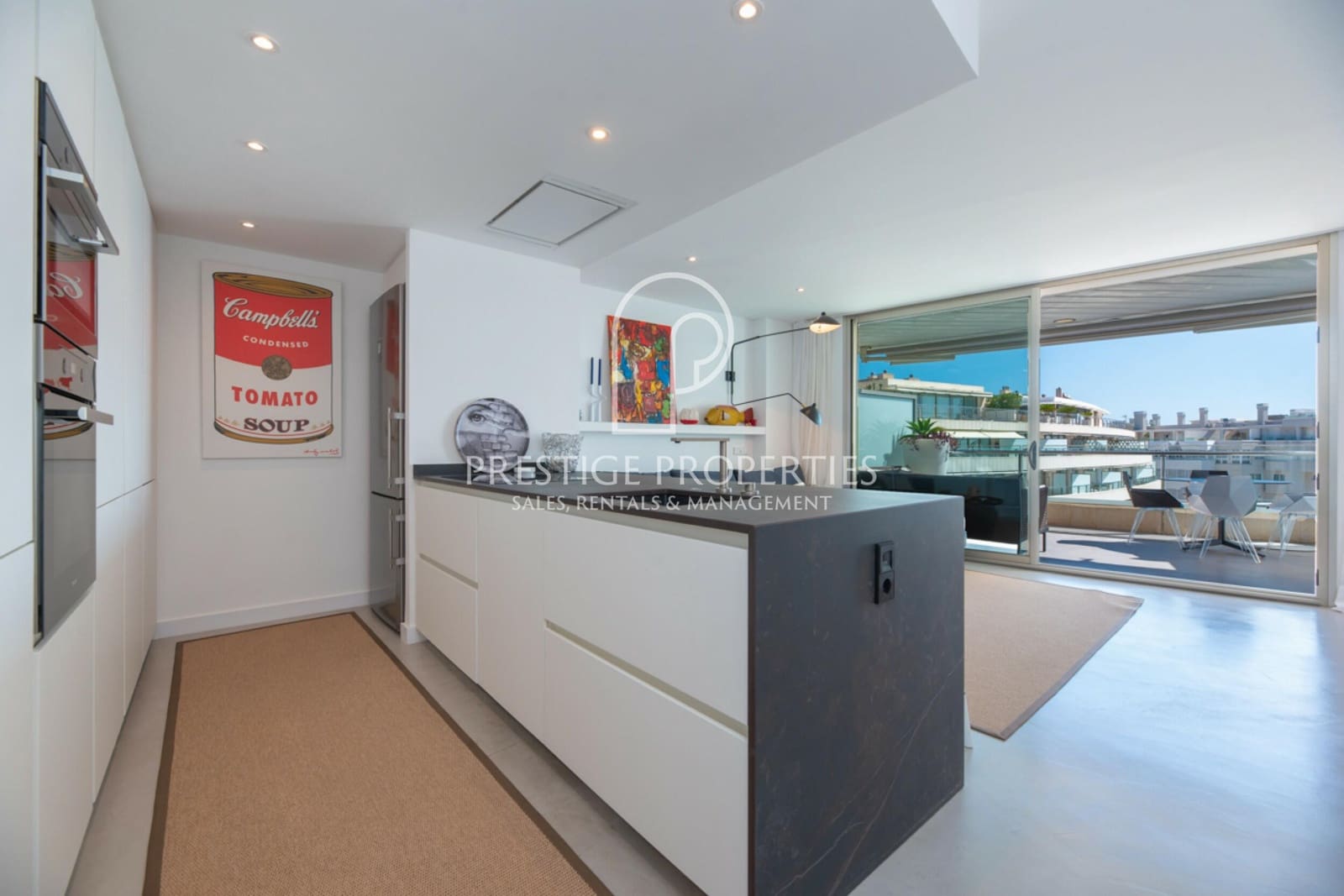 Apartamento de 2 habitaciones en Ibiza / Eivissa ciudad en venta con piscina garaje - 1.450.000 € (Ref: 8571768)