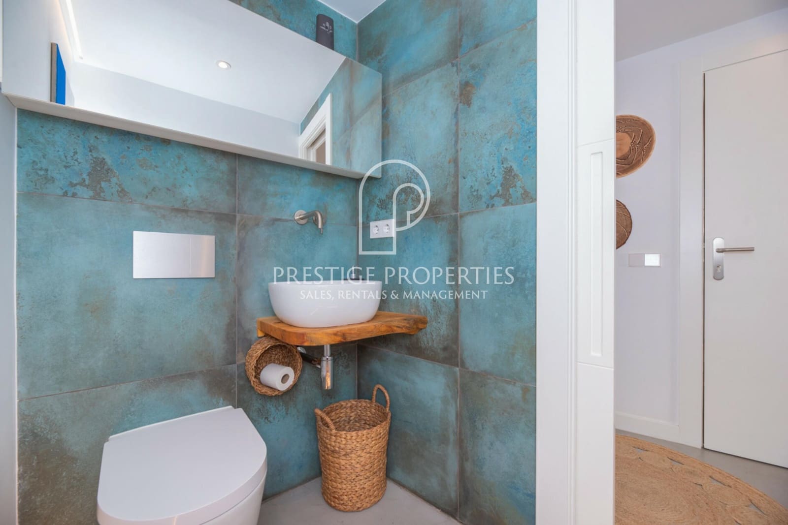 Apartamento de 2 habitaciones en Ibiza / Eivissa ciudad en venta con piscina garaje - 1.450.000 € (Ref: 8571768)