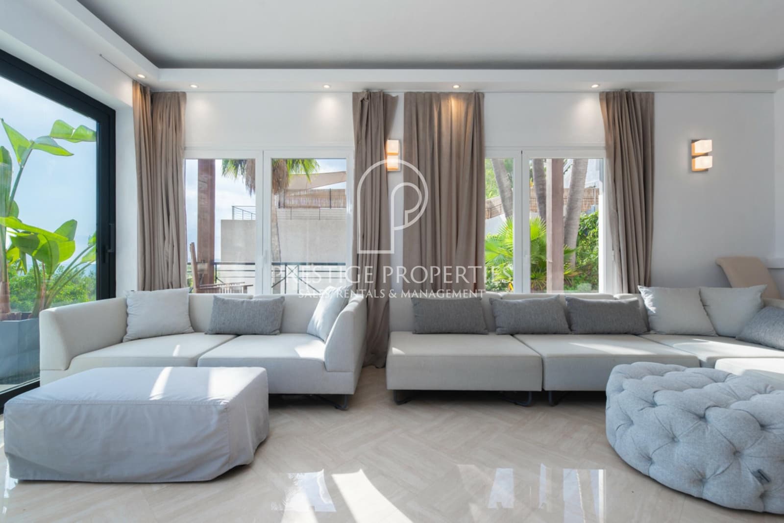 4 sypialnia Willa na sprzedaż w Santa Eulalia / Santa Eularia z basenem - 2 650 000 € (Ref: 8628350)