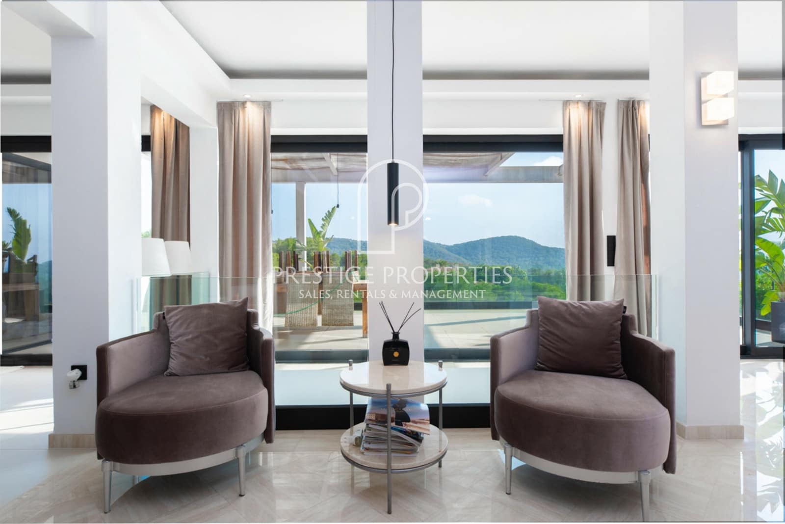 4 sypialnia Willa na sprzedaż w Santa Eulalia / Santa Eularia z basenem - 2 650 000 € (Ref: 8628350)