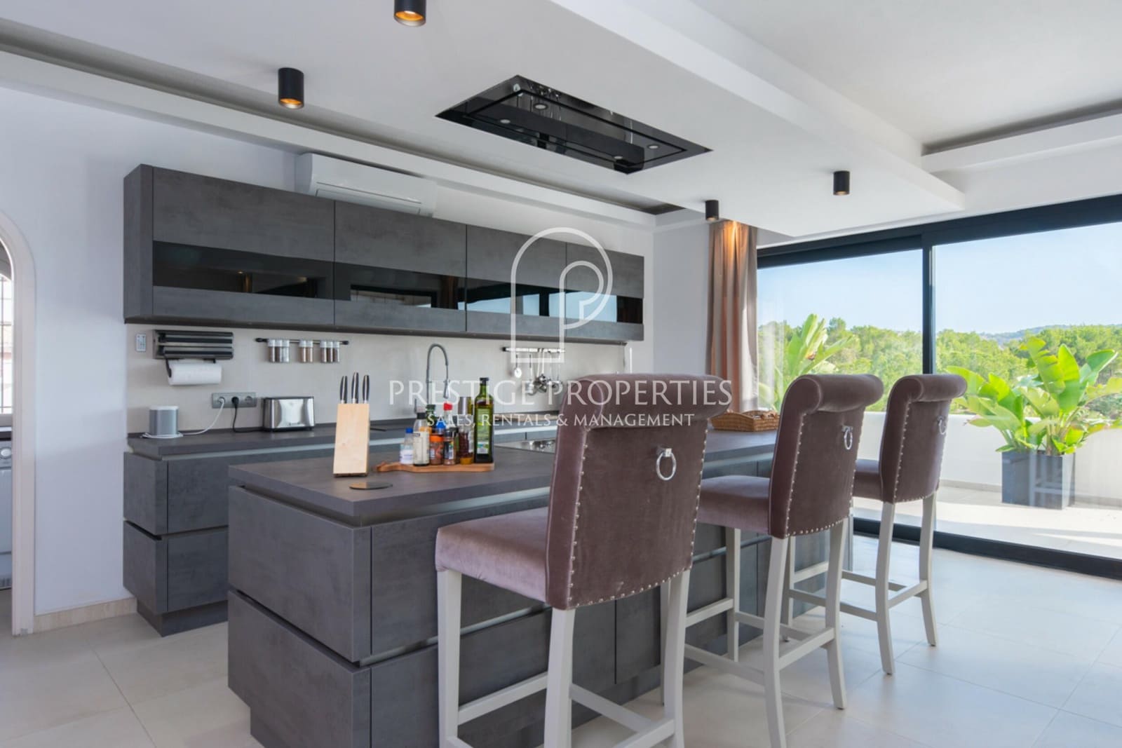 4 sypialnia Willa na sprzedaż w Santa Eulalia / Santa Eularia z basenem - 2 650 000 € (Ref: 8628350)