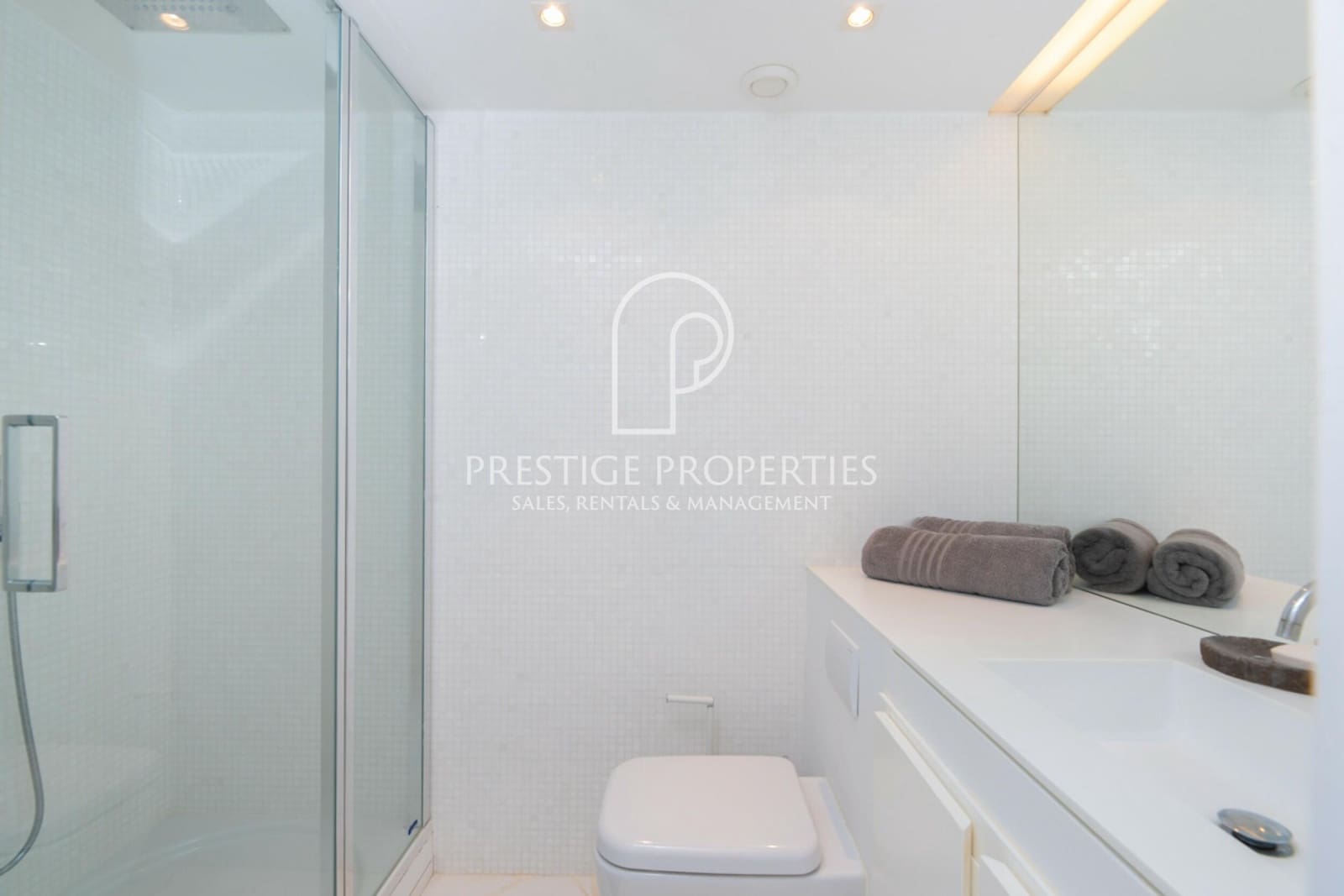 2 bedroom Apartment for sale in Ibiza / Eivissa town with pool garage - € 1,400,000 (Ref: 8655759)