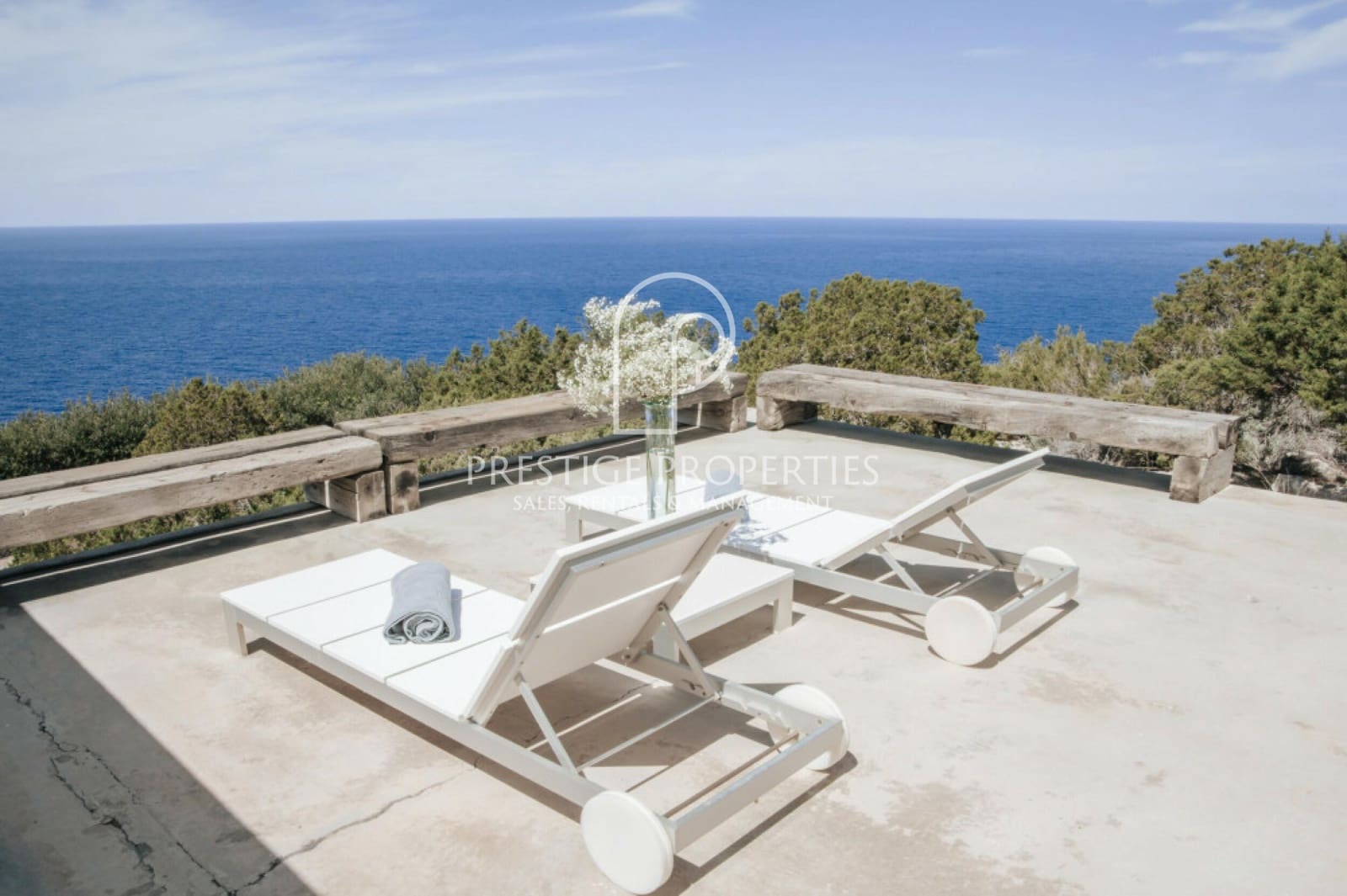 8 soverom Villa til salgs i Sant Joan de Labritja med svømmebasseng garasje - € 7 200 000 (Ref: 8800367)