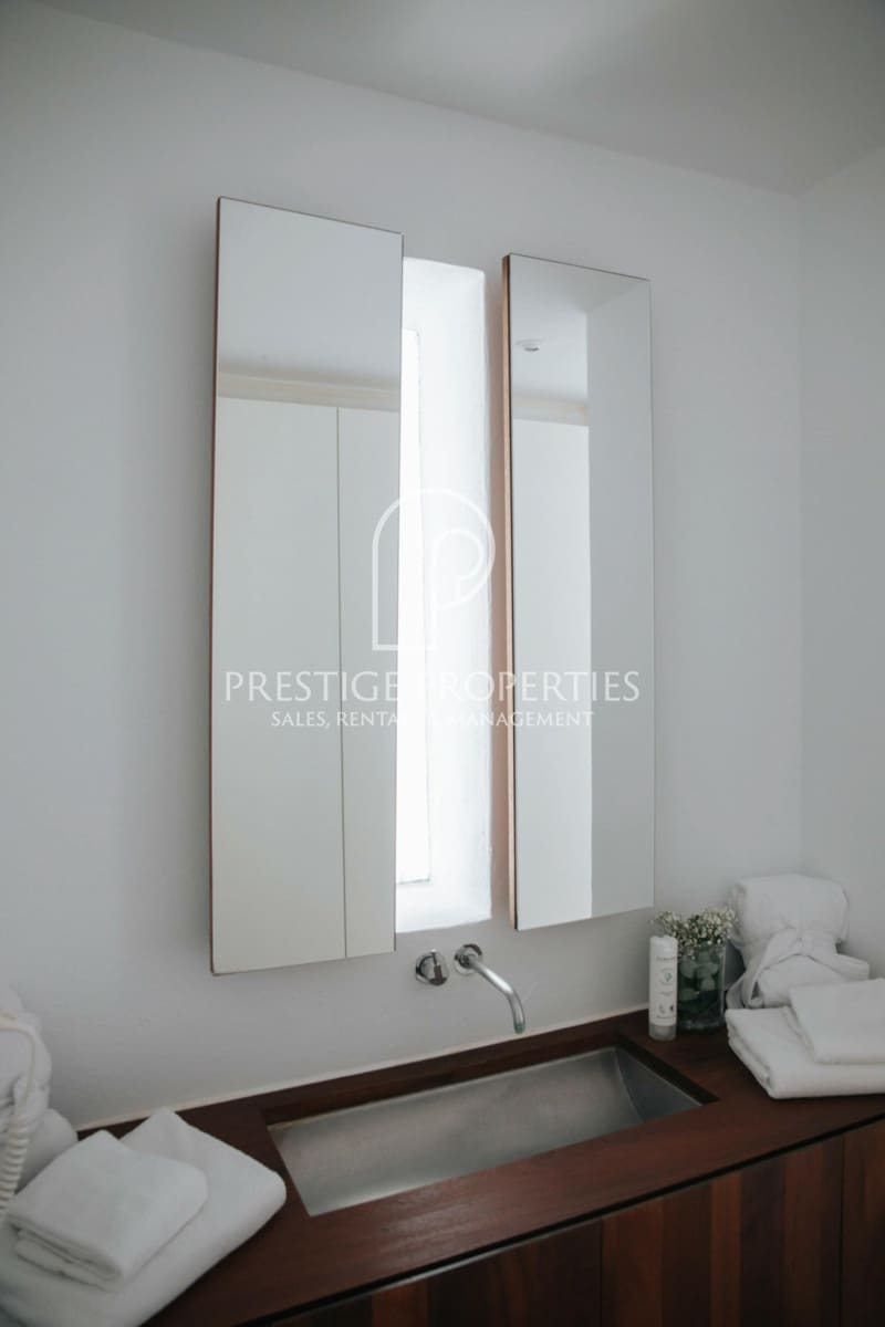 8 soverom Villa til salgs i Sant Joan de Labritja med svømmebasseng garasje - € 7 200 000 (Ref: 8800367)