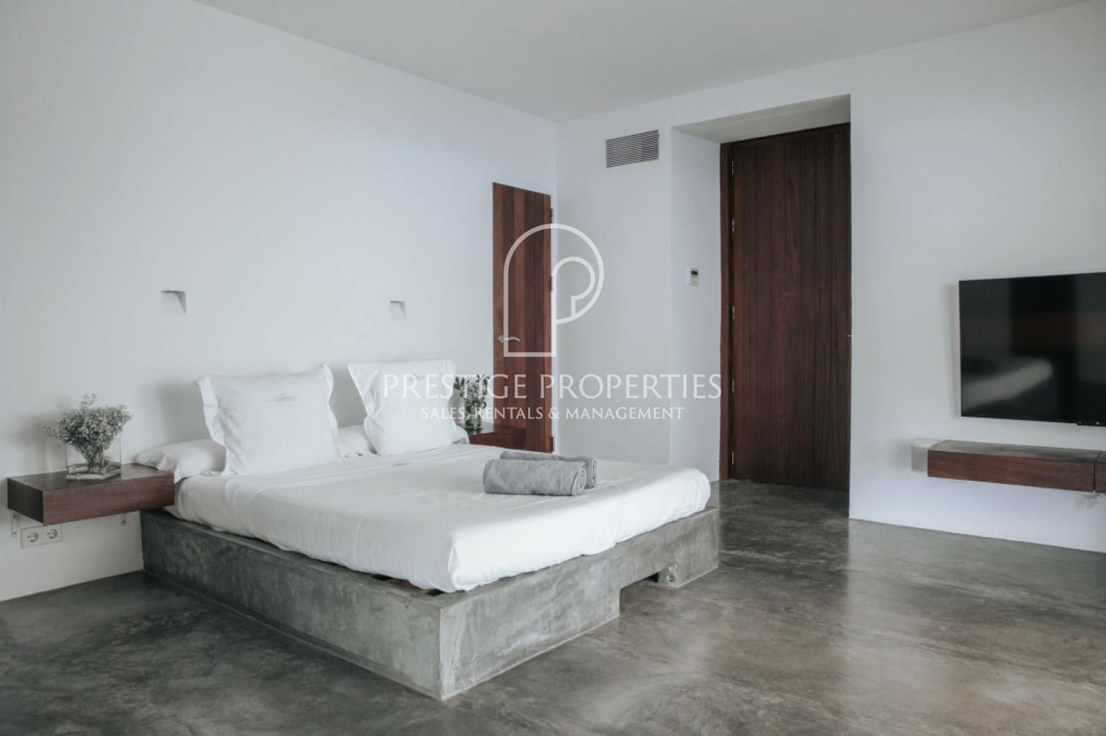 8 soverom Villa til salgs i Sant Joan de Labritja med svømmebasseng garasje - € 7 200 000 (Ref: 8800367)