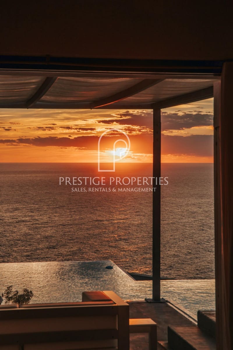 8 soverom Villa til salgs i Sant Joan de Labritja med svømmebasseng garasje - € 7 200 000 (Ref: 8800367)