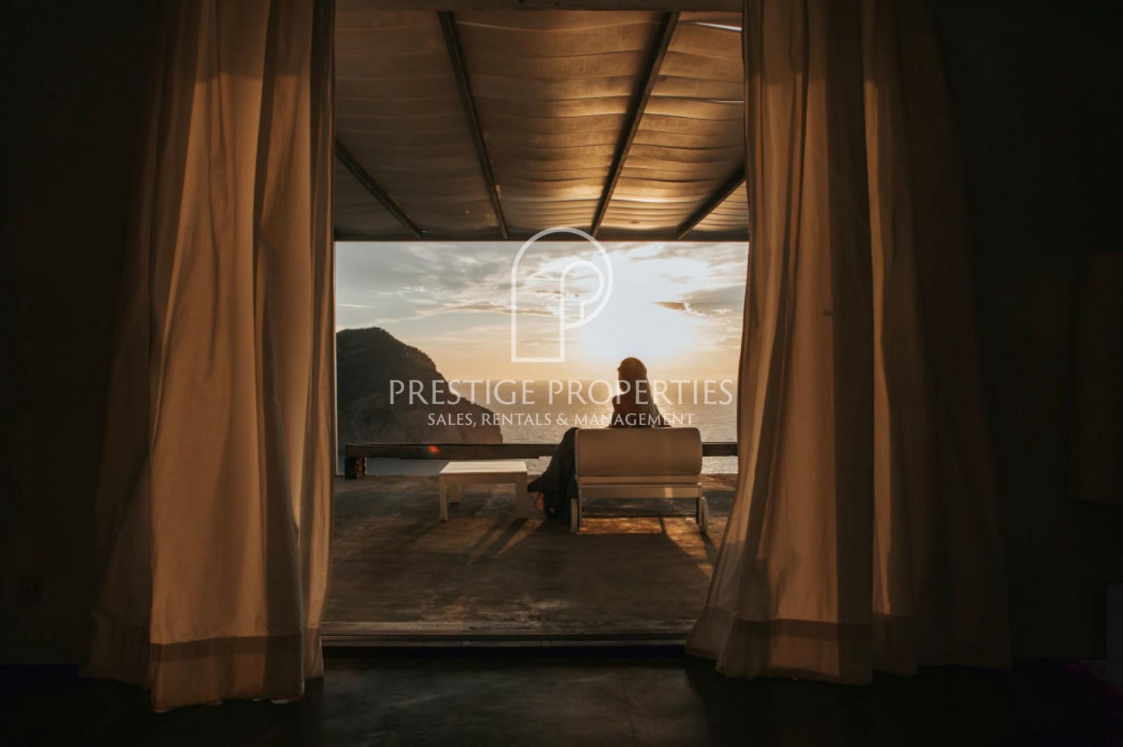 8 soverom Villa til salgs i Sant Joan de Labritja med svømmebasseng garasje - € 7 200 000 (Ref: 8800367)