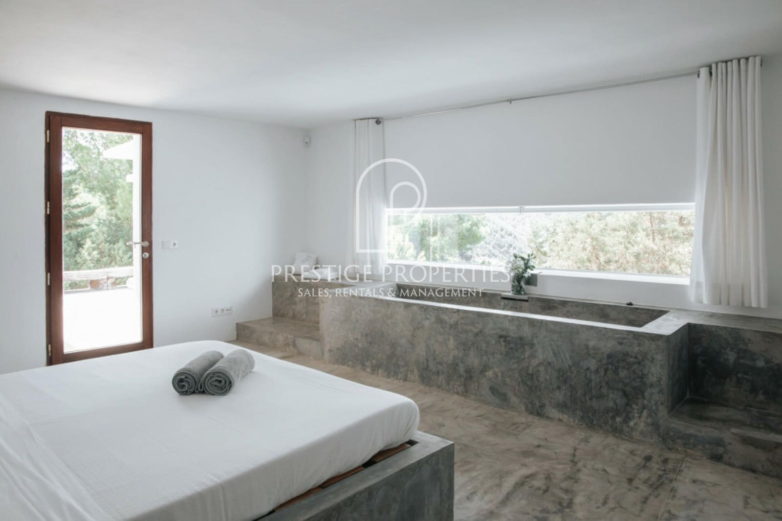 8 soverom Villa til salgs i Sant Joan de Labritja med svømmebasseng garasje - € 7 200 000 (Ref: 8800367)