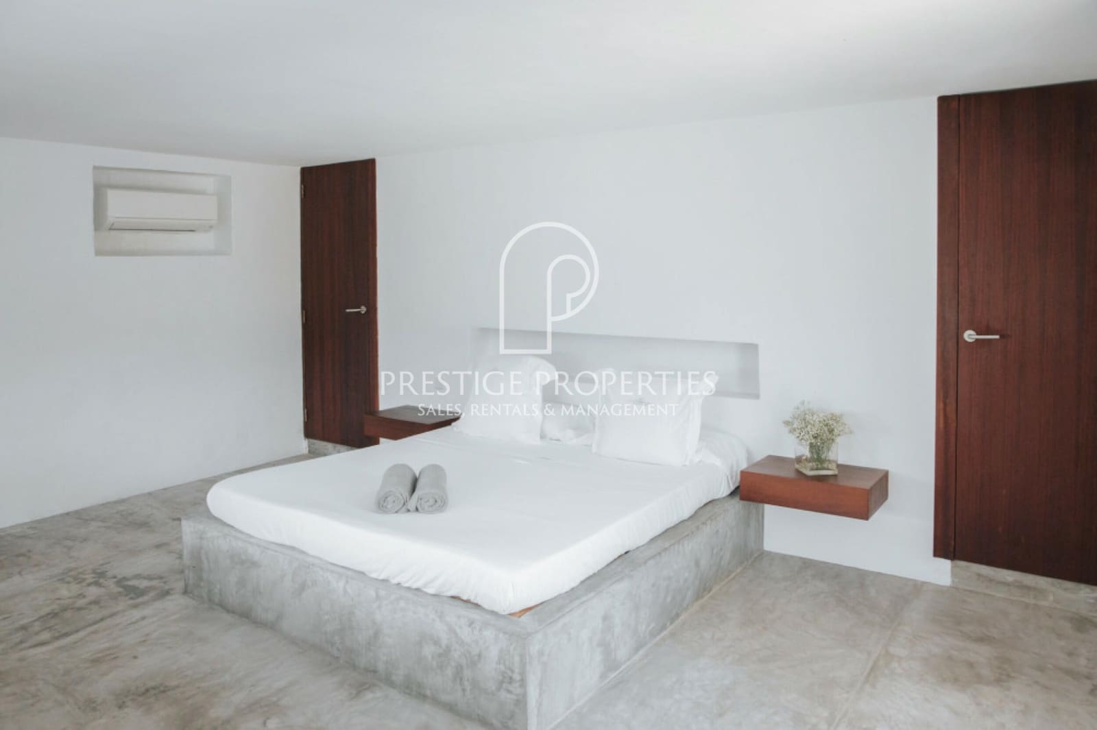 8 soverom Villa til salgs i Sant Joan de Labritja med svømmebasseng garasje - € 7 200 000 (Ref: 8800367)