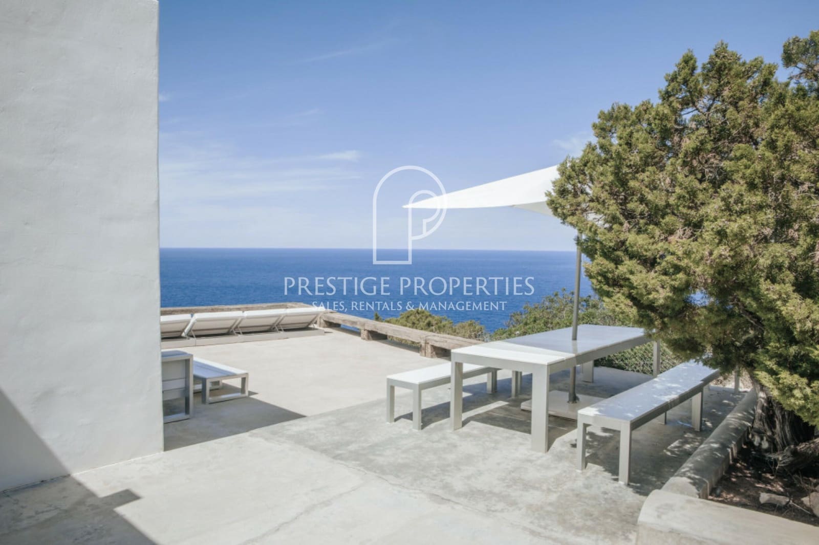 8 soverom Villa til salgs i Sant Joan de Labritja med svømmebasseng garasje - € 7 200 000 (Ref: 8800367)